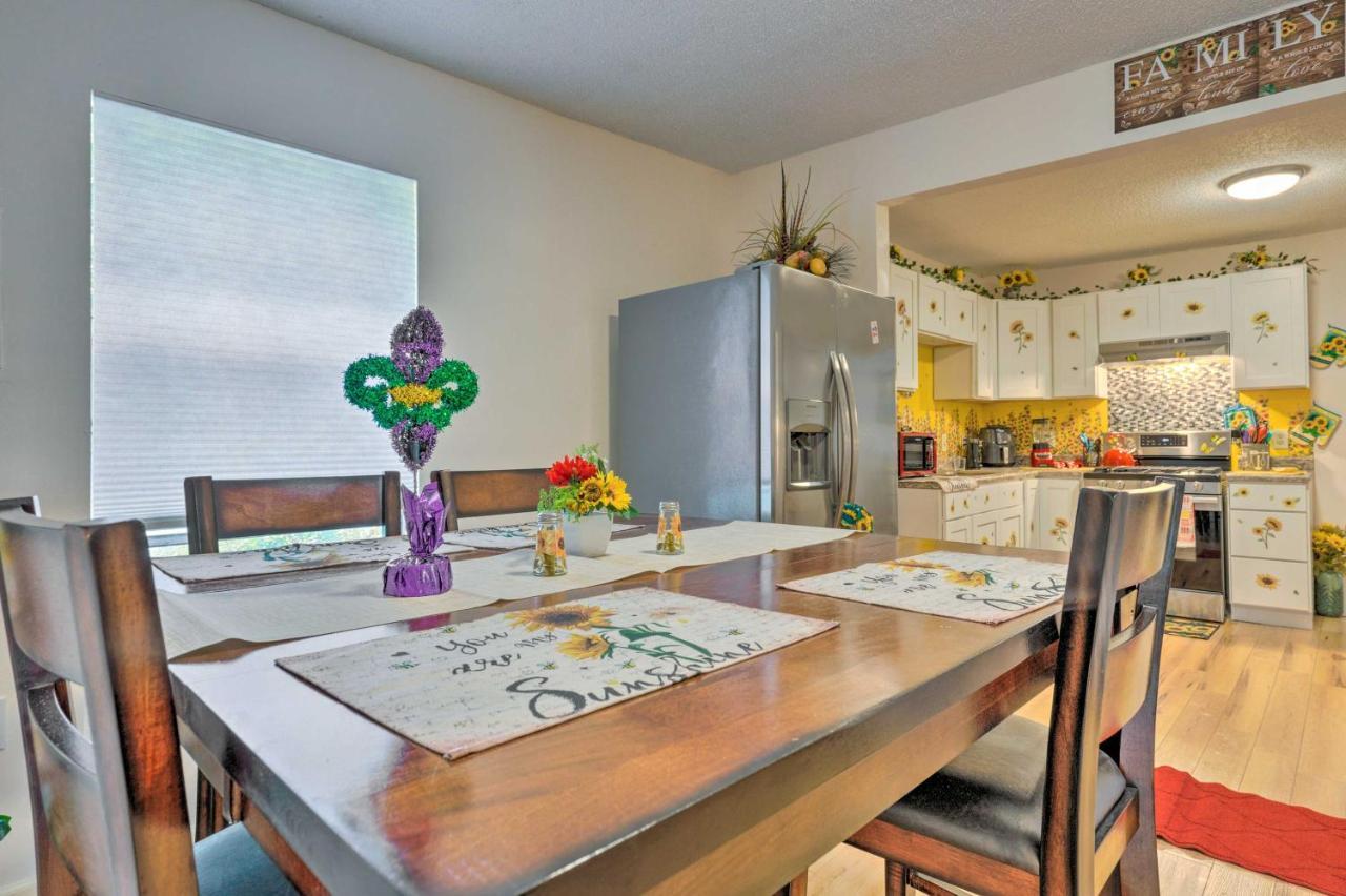 Stunning Gulfport Getaway About 1 Mi To The Beach Exterior photo