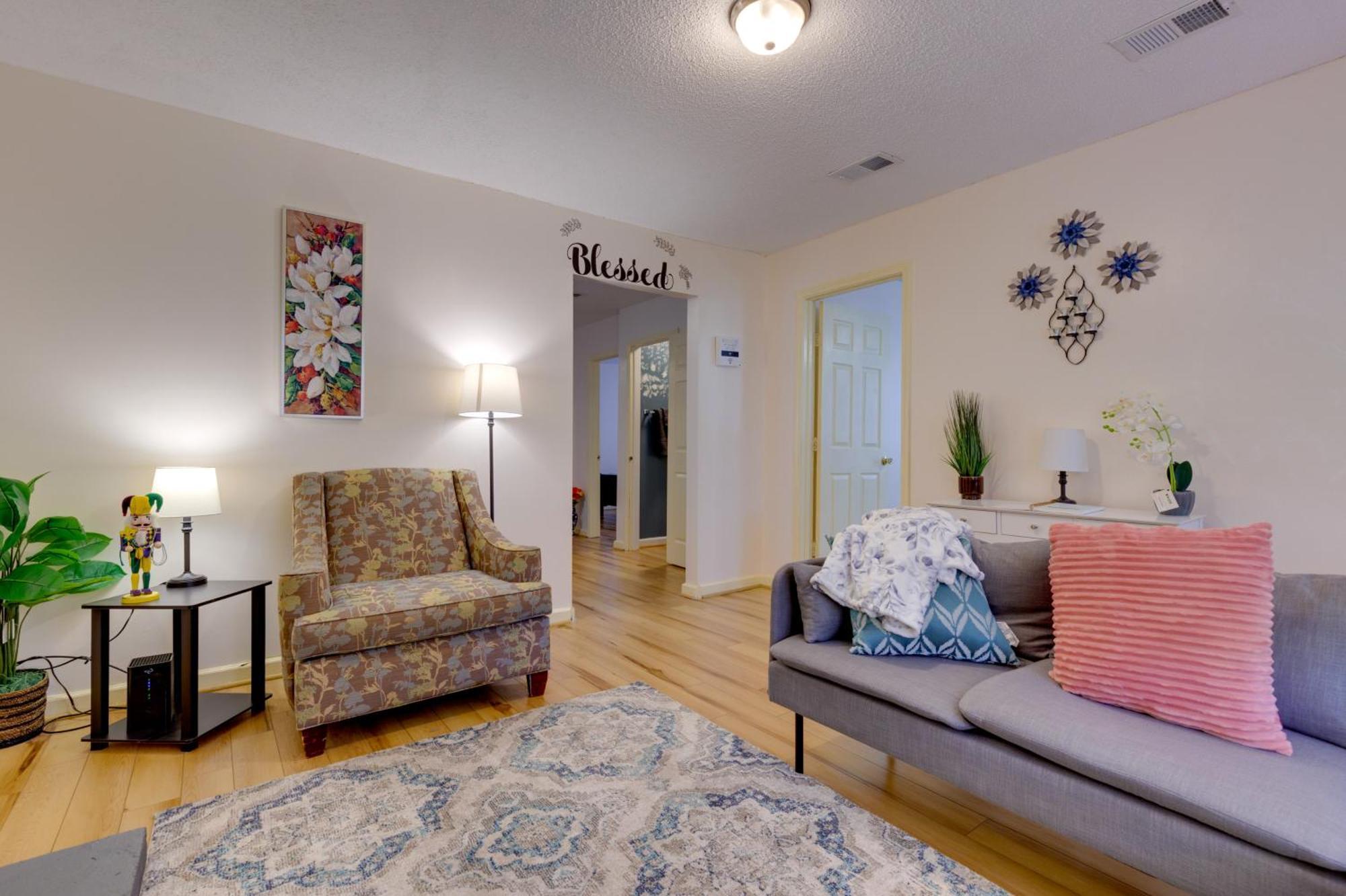 Stunning Gulfport Getaway About 1 Mi To The Beach Exterior photo
